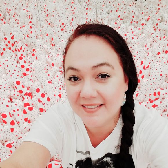 Meet your Posher, Gena - Picture 1 of 1